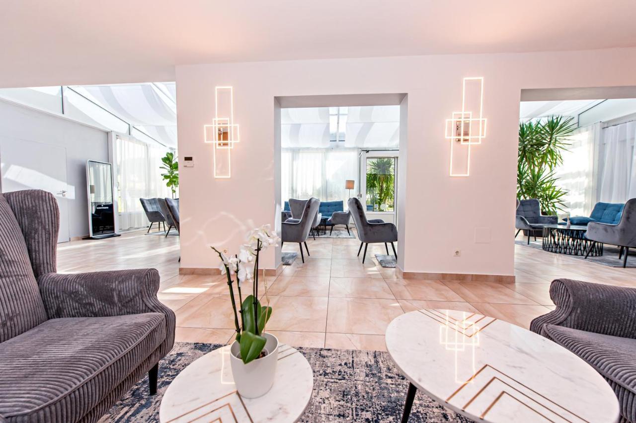 Hotel Wiental Pressbaum Bagian luar foto