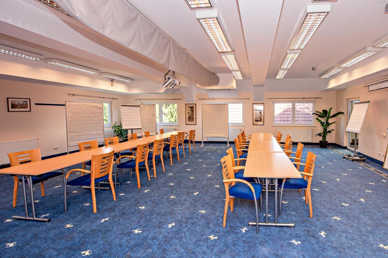Hotel Wiental Pressbaum Bagian luar foto
