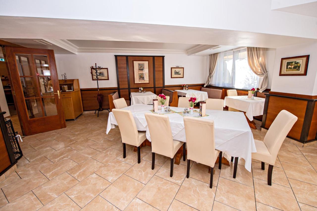 Hotel Wiental Pressbaum Bagian luar foto