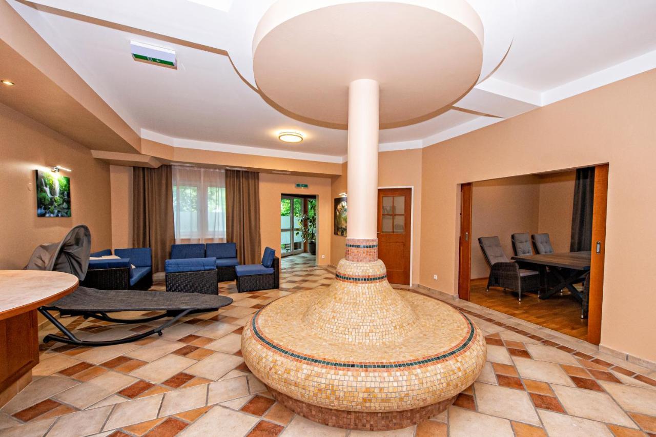 Hotel Wiental Pressbaum Bagian luar foto